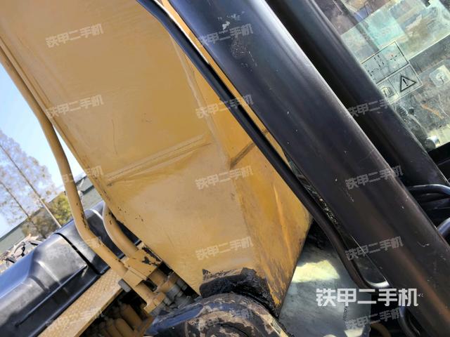 大臂根部 斜视（工作和回转装置）