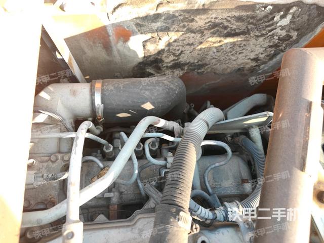 發(fā)動(dòng)機(jī)室(上車(chē)部件) 發(fā)動(dòng)機(jī)室(上車(chē)部件)