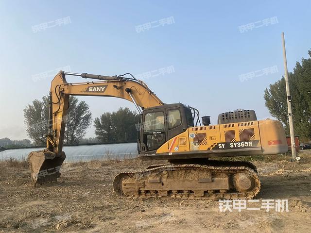 三一重工SY305C挖掘機