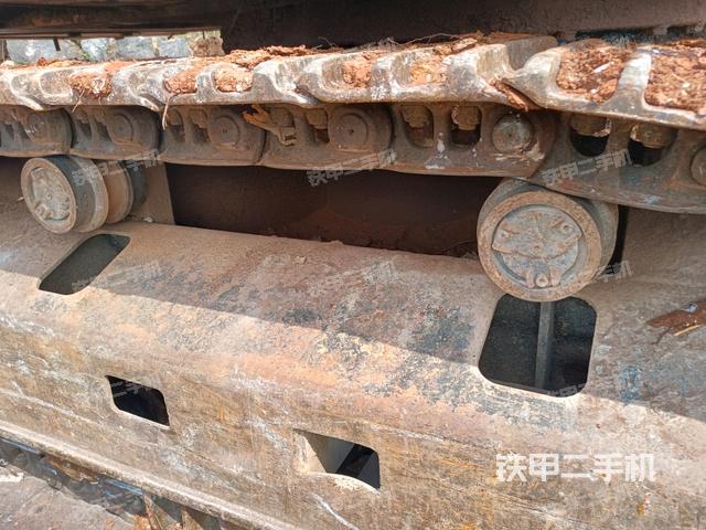 右側(cè)履帶整體（行走機構(gòu)）