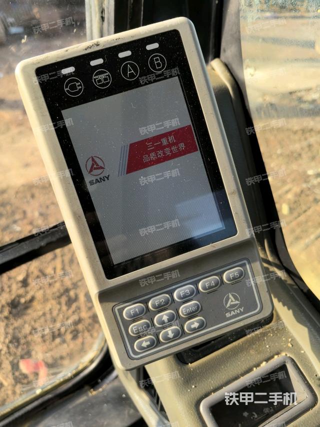 显示屏 （驾驶室部分）