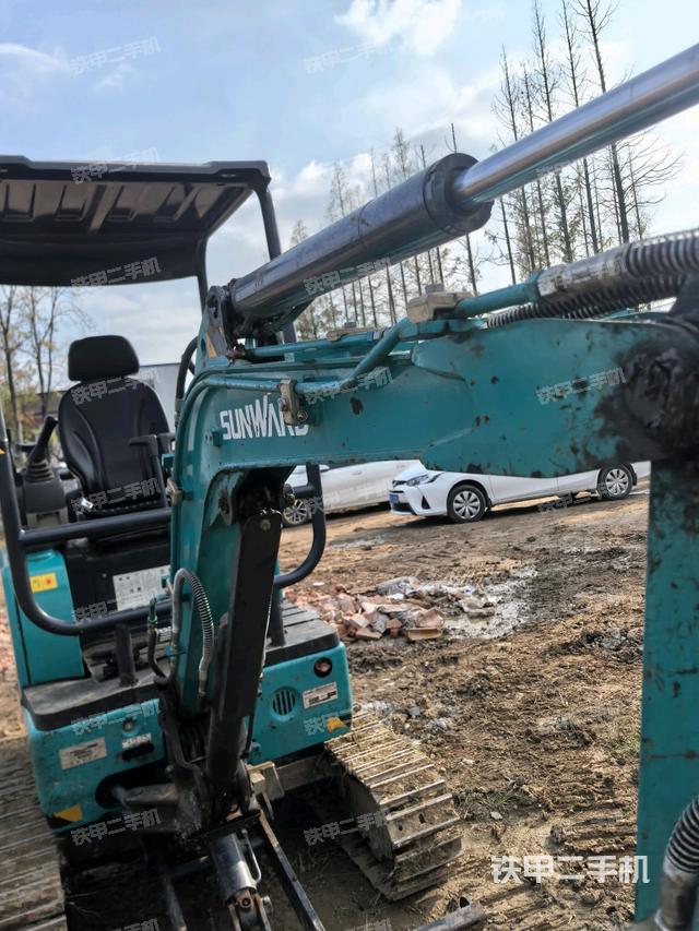 大臂整體?右側(cè)（工作和回轉(zhuǎn)裝置）