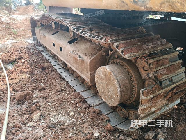 左導(dǎo)向輪（行走機構(gòu)）