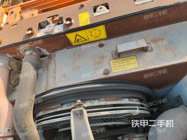 水箱+風(fēng)扇特寫(xiě)(上車(chē)部件) 水箱+風(fēng)扇特寫(xiě)(上車(chē)部件)