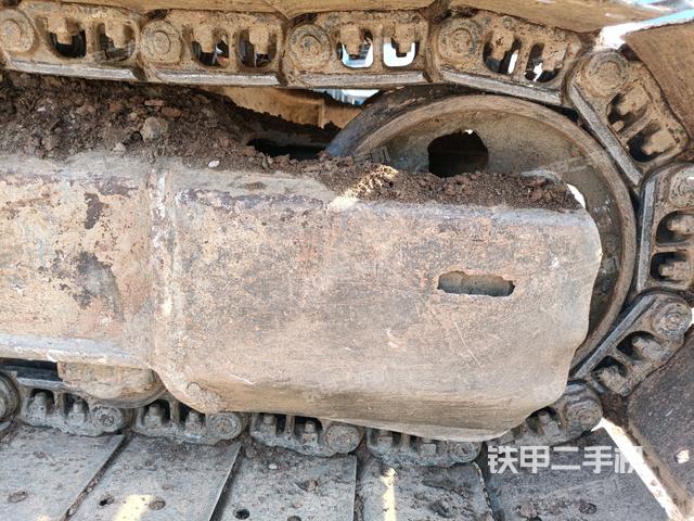 右導(dǎo)向輪（行走機(jī)構(gòu)）