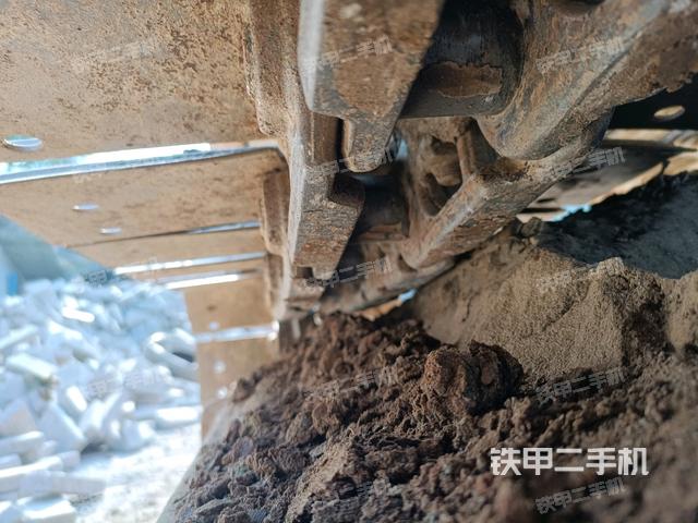 左側(cè)行走馬達(dá)蓋板（行走機(jī)構(gòu)）