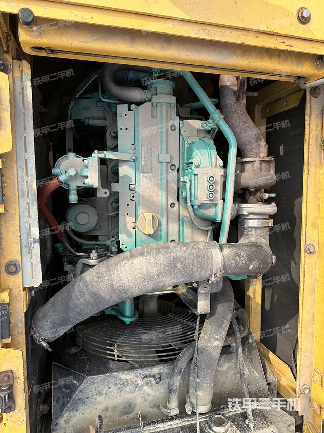 發(fā)動(dòng)機(jī)整體俯視（整機(jī)外觀）