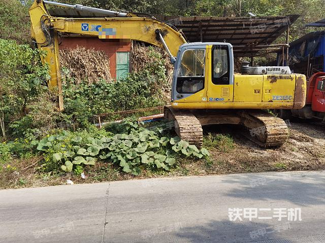 徐工XE215C挖掘机