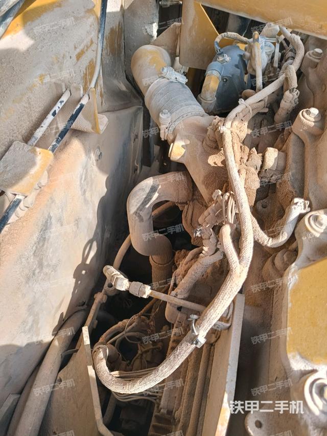 氣門室蓋螺絲特寫（上車部件）