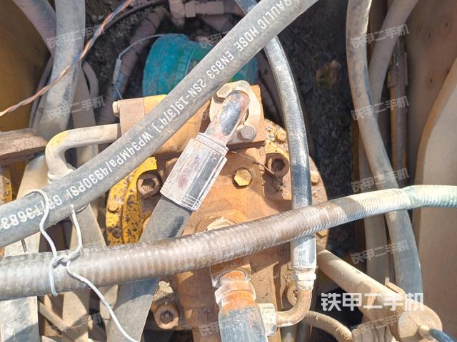 回轉(zhuǎn)馬達（上車部件）