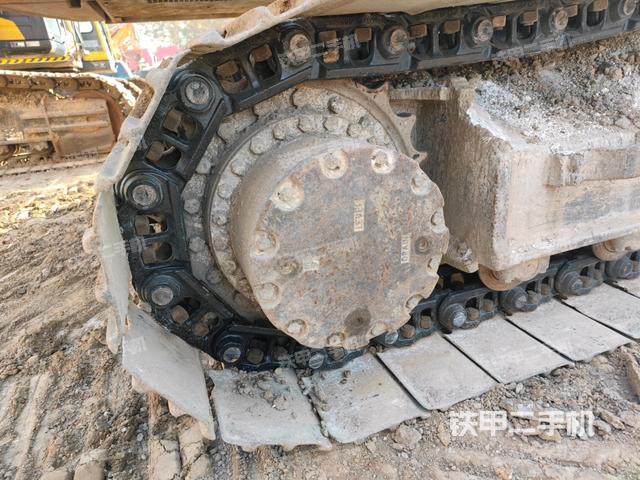 左驅(qū)動(dòng)輪(行走機(jī)構(gòu)) 左驅(qū)動(dòng)輪(行走機(jī)構(gòu))