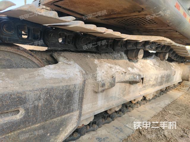 右側(cè)行走馬達(dá)蓋板(行走機(jī)構(gòu)) 右側(cè)行走馬達(dá)蓋板(行走機(jī)構(gòu))