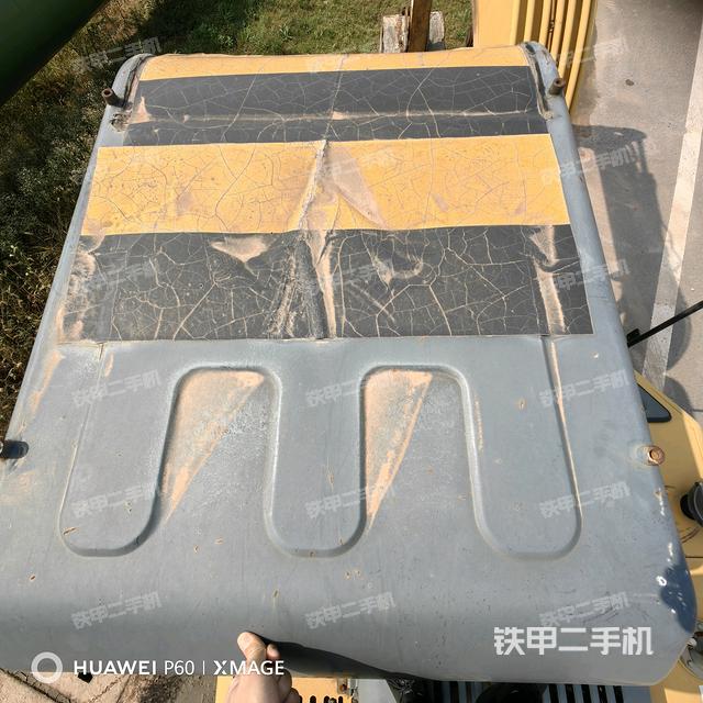 駕駛室頂部（整機(jī)外觀）