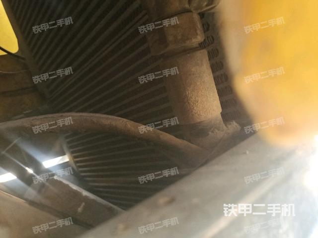 風(fēng)扇及皮帶（壓路機(jī)發(fā)動(dòng)機(jī)艙）