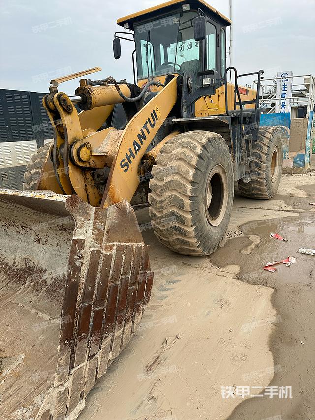 山推SL50WN装载机