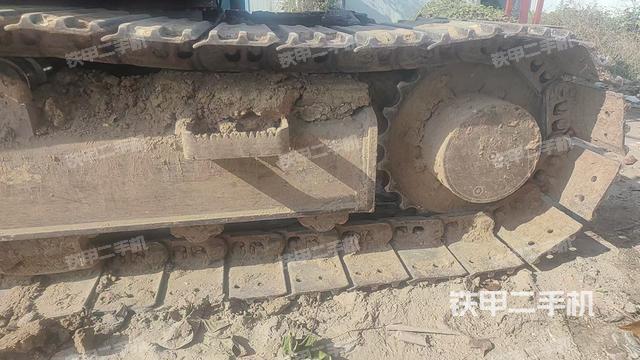 單側(cè)履帶整體（整機(jī)外觀）