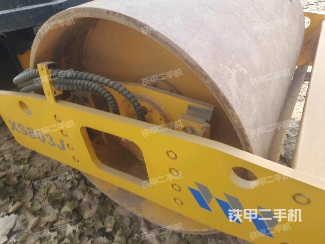 前車架正左側(cè)（壓路機前后車架）