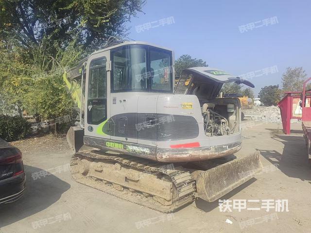 駕駛室整體（整機(jī)外觀）