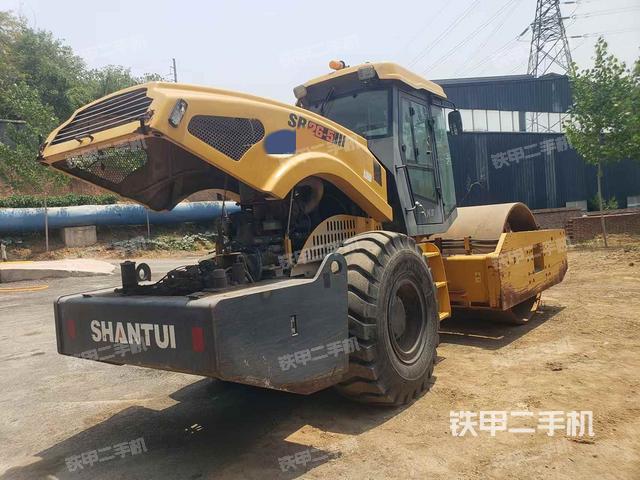 整機左側(cè)（設備外觀及核心部件）