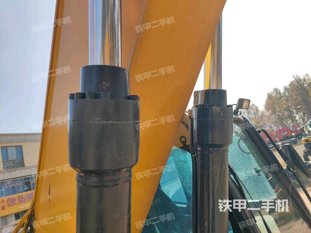大臂油缸整體?豎拍(工作和回轉(zhuǎn)裝置) 大臂油缸整體?豎拍(工作和回轉(zhuǎn)裝置)