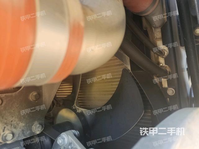 風(fēng)扇及皮帶（壓路機(jī)發(fā)動(dòng)機(jī)艙）