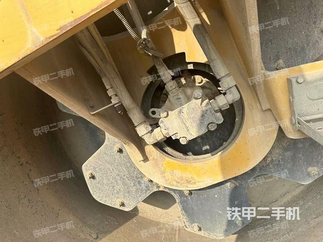 整機(jī)右側(cè)（設(shè)備外觀及核心部件）