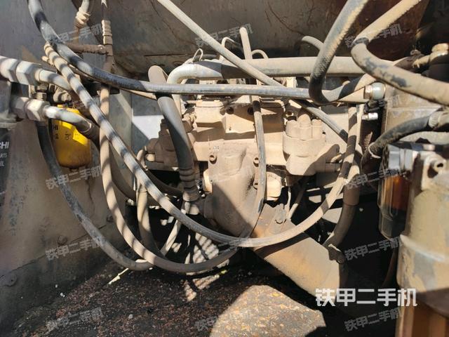 液压泵斜45 左（大件舱室）