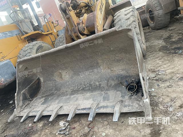 駕駛室操作臺(tái)（整機(jī)外觀及大件）