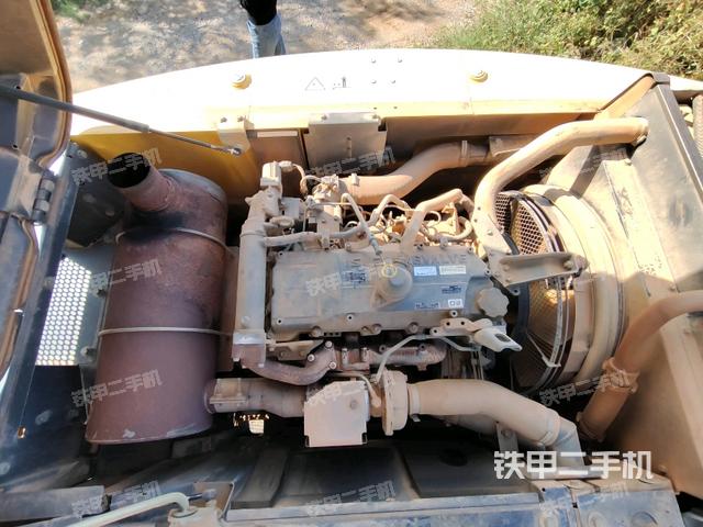 發(fā)動(dòng)機(jī)室(上車部件) 發(fā)動(dòng)機(jī)室(上車部件)