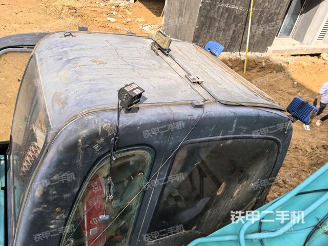 駕駛室頂部俯視（上車部件）