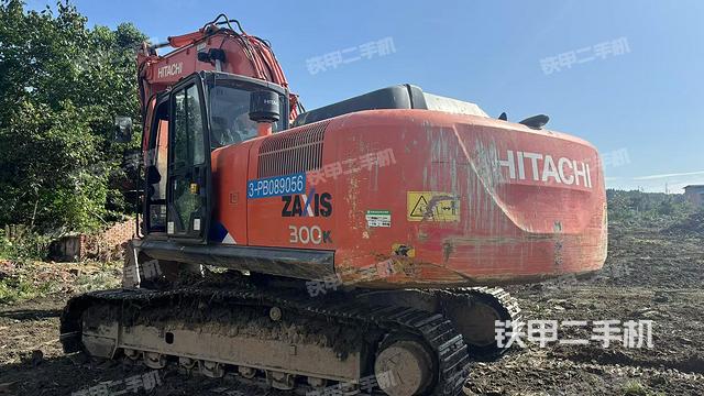 整機右后45°（整機外觀）