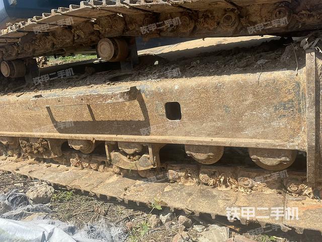 右側行走馬達蓋板（行走機構）