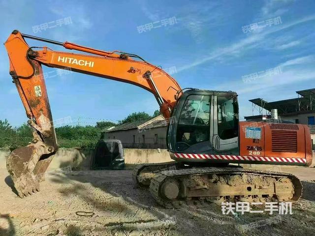 日立ZX200-3挖掘机