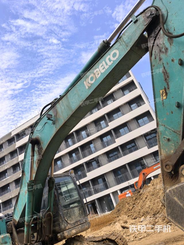 大臂整體?右側(cè)（工作和回轉(zhuǎn)裝置）