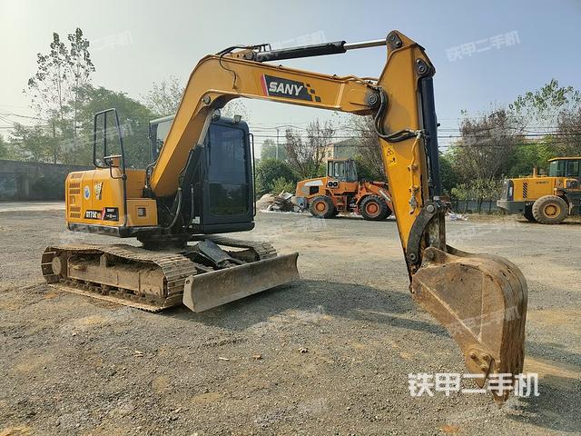 右前45(整機(jī)外觀) 右前45(整機(jī)外觀)