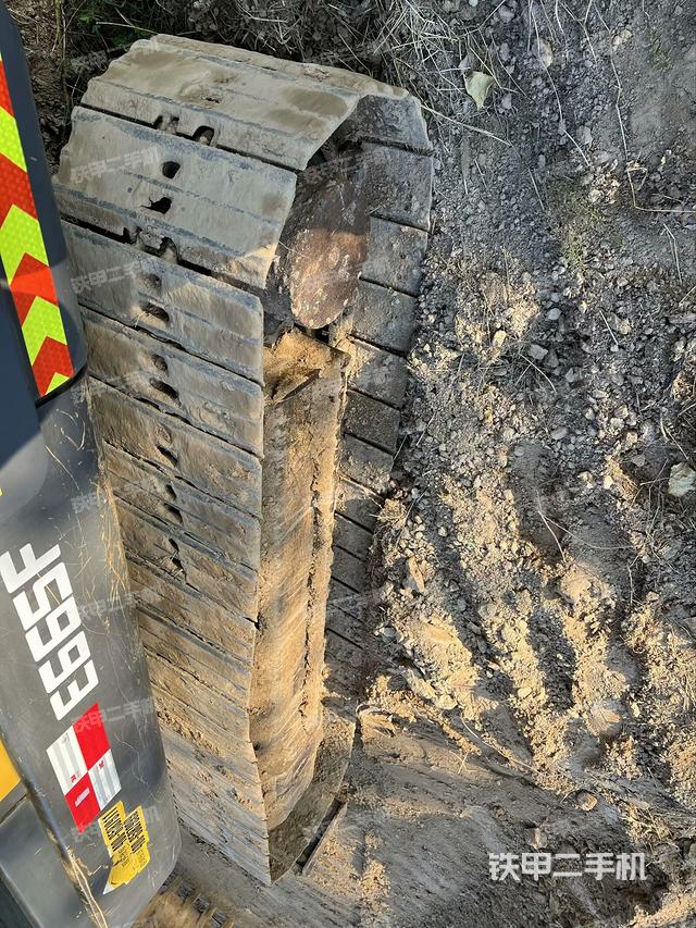 單側(cè)履帶整體（整機外觀）