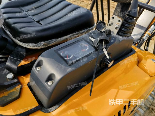 顯示屏?（駕駛室部分）