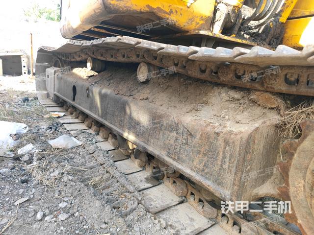 左側(cè)履帶整體?（行走機構(gòu)）