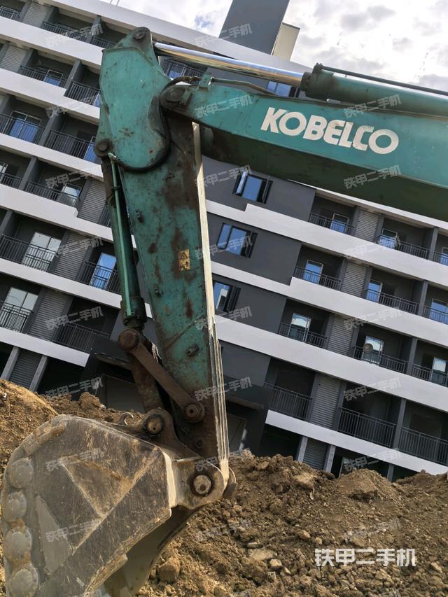 小臂整體左后（工作和回轉(zhuǎn)裝置）