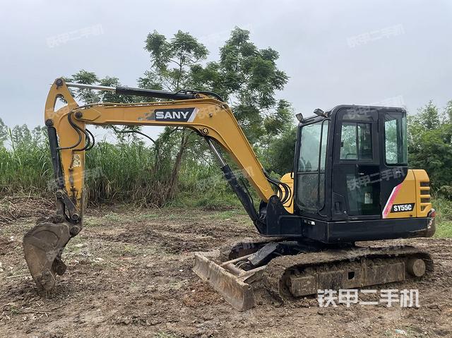 三一重工SY55C挖掘机