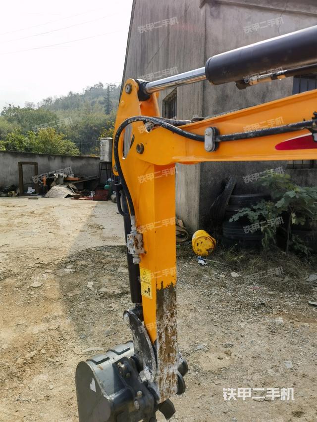 小臂整體左后（工作和回轉(zhuǎn)裝置）