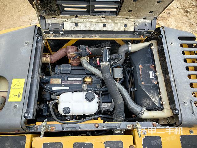 發(fā)動機整體俯視（整機外觀）