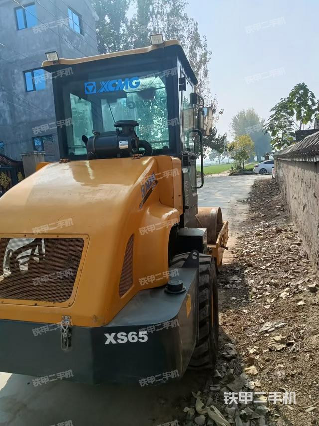 整機(jī)右后45°（設(shè)備外觀及核心部件）