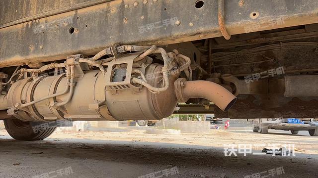 整機(jī)左側(cè)（設(shè)備外觀(guān)及核心部件）