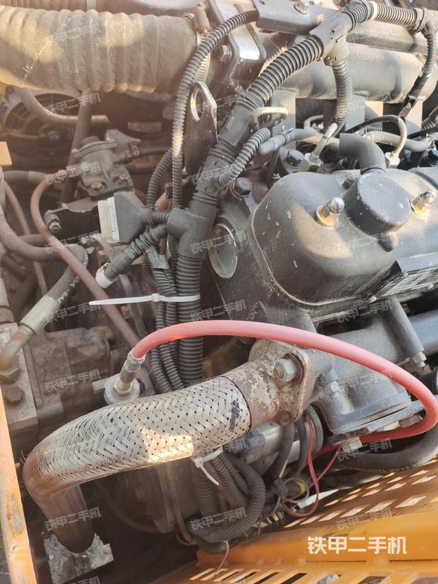 風(fēng)扇及皮帶（壓路機發(fā)動機艙）