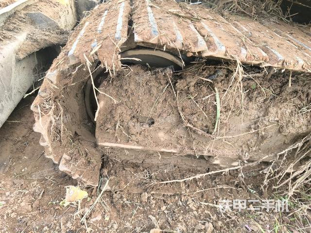 左側(cè)行走馬達蓋板（行走機構(gòu)）