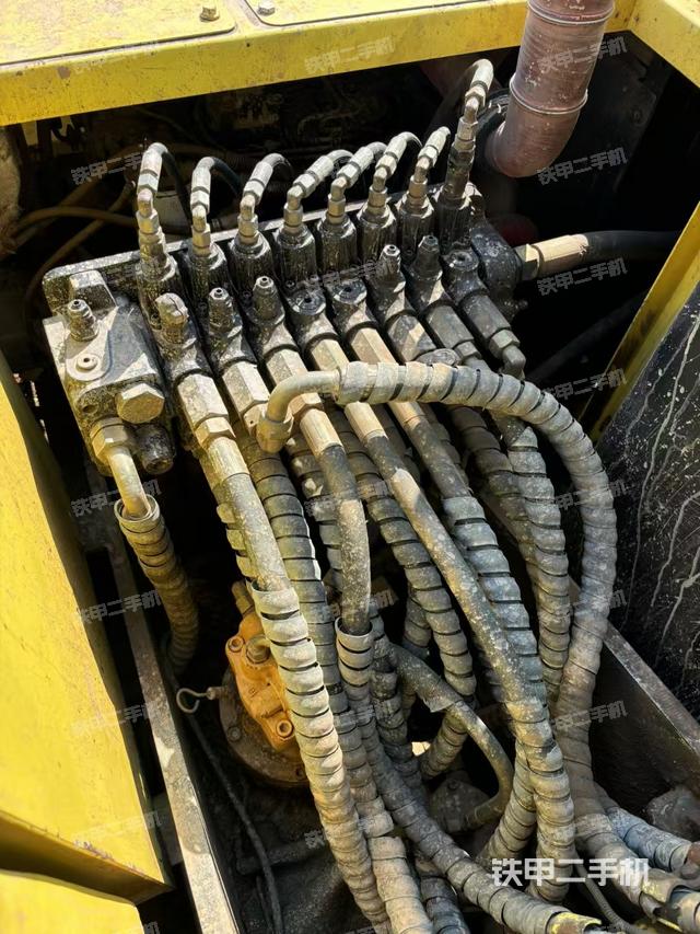 分配閥（上車部件）