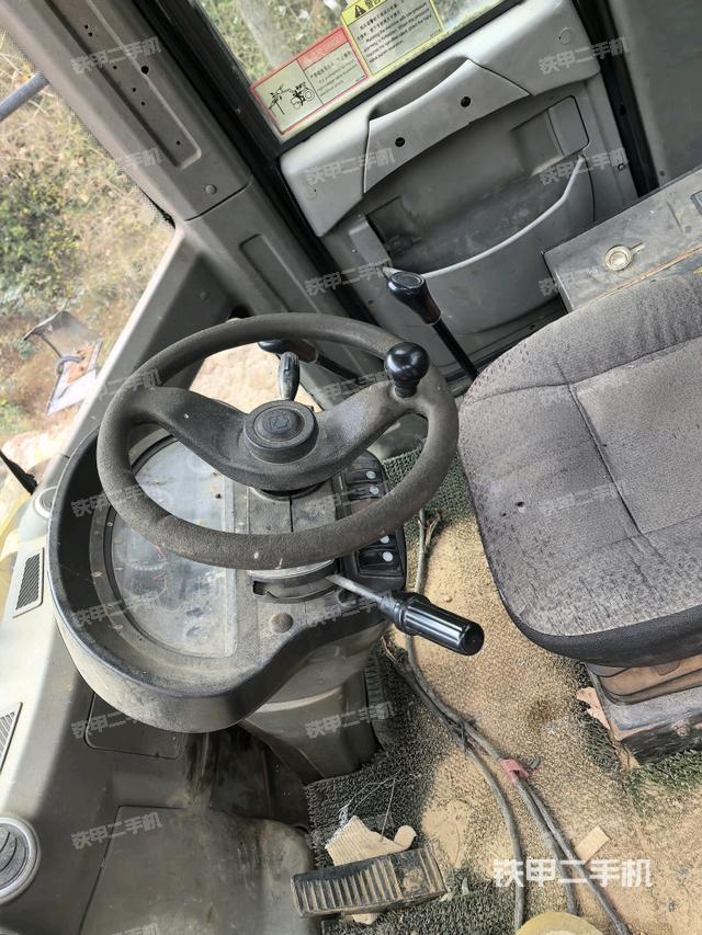 前擋風(fēng)玻璃標(biāo) （駕駛室部分）