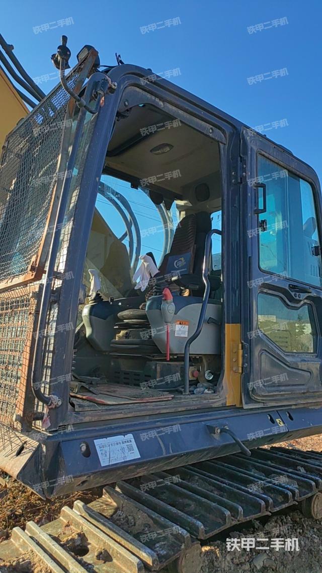 驾驶室整体（整机外观）