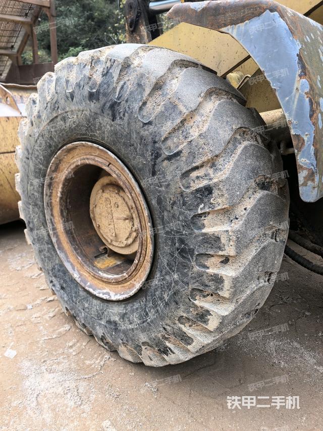 左前輪（行走機(jī)構(gòu)）